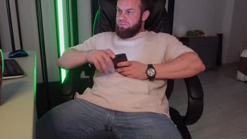 Snapshot of tommy_burnzzz chatting on January 9, 2025, 9:37 am tommy burnzzz online show from January 9, 2025, 9:37 am