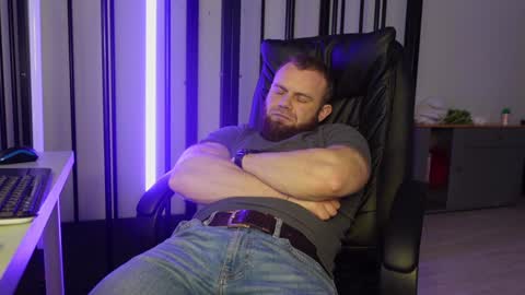 Snapshot of tommy_burnzzz chatting on January 22, 2025, 11:56 am tommy burnzzz online show from January 22, 2025, 11:56 am