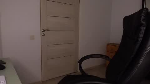 Snapshot of tommy_burnzzz chatting on January 30, 2025, 2:38 am tommy burnzzz online show from January 30, 2025, 2:38 am