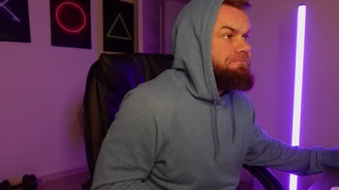 Snapshot of tommy_burnzzz chatting on March 10, 2025, 4:07 am tommy burnzzz online show from March 10, 2025, 4:07 am