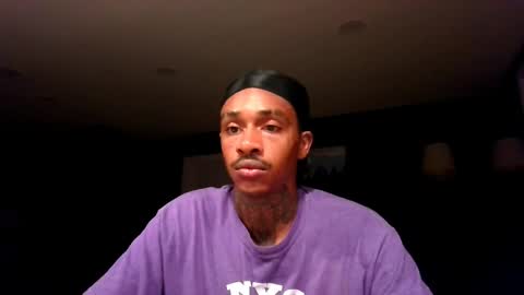 Snapshot of tommy_el_moreno chatting on May 24, 2026, 2:27 am Tommy El Moreno online show from May 24, 2026, 2:27 am