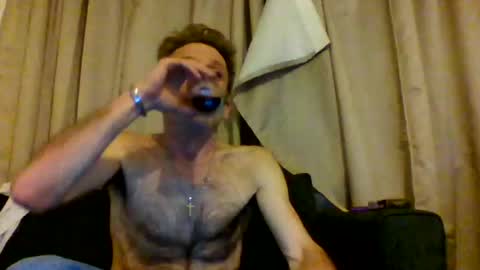 tommyandtomara online show from May 8, 2026, 9:42 pm