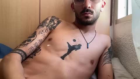 TOMMYDESIREX online show from May 20, 2026, 12:44 pm
