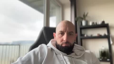 Thomas Fit online show from February 21, 2026, 2:40 pm