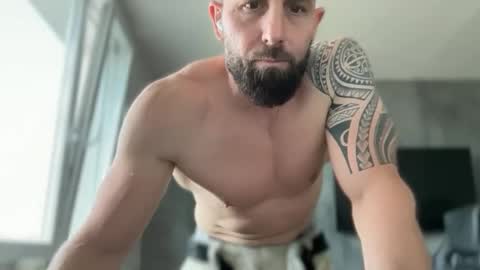 Snapshot of tommyx01 chatting on May 28, 2026, 9:06 am Thomas Fit online show from May 28, 2026, 9:06 am
