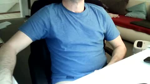 Snapshot of tomtom02029 chatting on December 18, 2024, 3:00 pm Tom online show from December 18, 2024, 3:00 pm