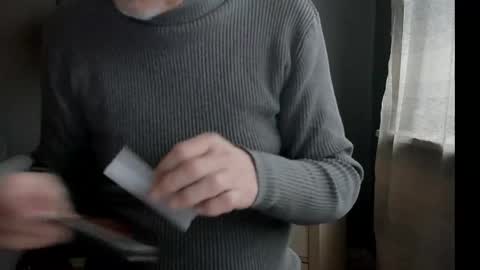 Tom online show from December 27, 2024, 3:04 pm