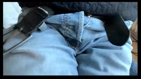 Tom online show from November 26, 2025, 9:21 am