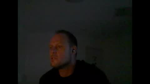 tones903420 online show from April 3, 2026, 10:19 pm