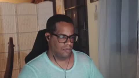 Snapshot of toni2814 chatting on July 14, 2026, 2:05 am Antonio online show from July 14, 2026, 2:05 am