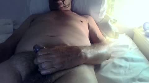 Tonidr online show from September 26, 2025, 6:23 pm