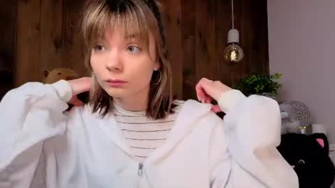 Melissa online show from June 16, 2026, 8:22 pm