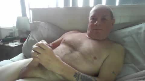 Snapshot of tony14712 chatting on February 10, 2025, 9:25 am tony14712 online show from February 10, 2025, 9:25 am