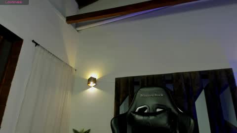 tony_petrov online show from April 24, 2026, 7:33 am