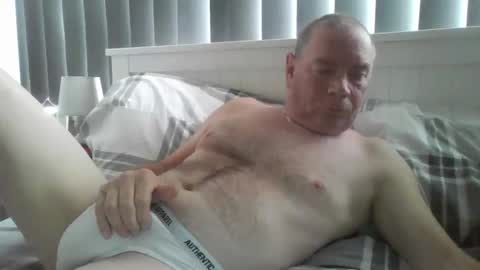 Snapshot of tonygibbson62 chatting on October 27, 2025, 9:13 am tonygibbson62 online show from October 27, 2025, 9:13 am