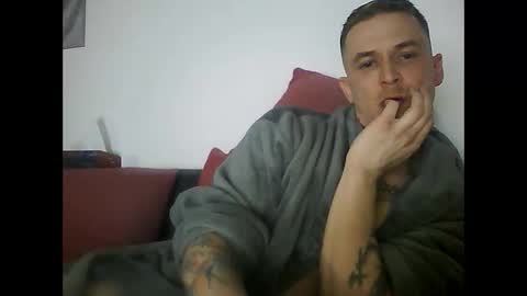 tonystrawberry online show from April 11, 2026, 2:16 am