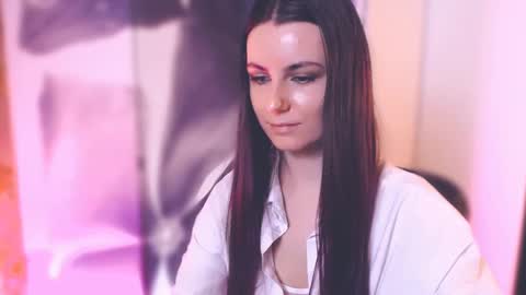 Elizabeth online show from February 16, 2025, 10:10 am