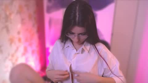 Elizabeth online show from February 27, 2025, 4:53 pm