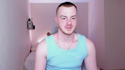 Snapshot of toohornyserj chatting on December 25, 2024, 4:33 am toohornyserj online show from December 25, 2024, 4:33 am