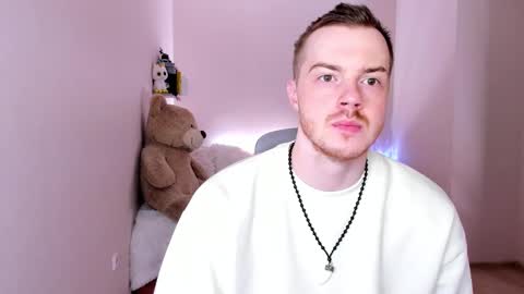 Snapshot of toohornyserj chatting on February 13, 2025, 10:11 pm toohornyserj online show from February 13, 2025, 10:11 pm