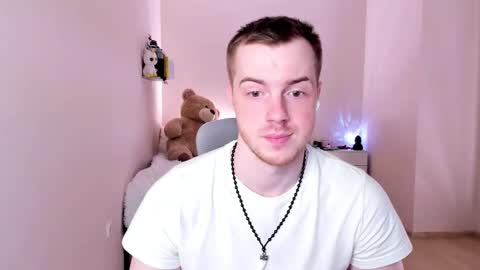 Snapshot of toohornyserj chatting on February 17, 2025, 1:36 am toohornyserj online show from February 17, 2025, 1:36 am