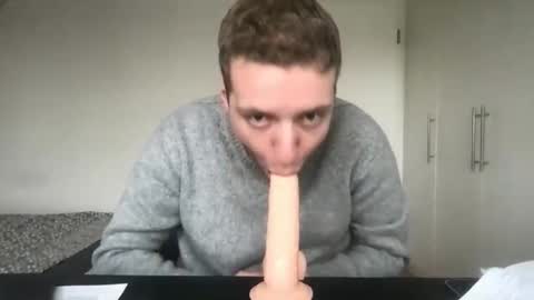 Max online show from February 4, 2026, 10:32 am