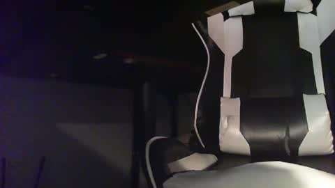 Snapshot of tool1 chatting on December 18, 2024, 12:10 am tool1 online show from December 18, 2024, 12:10 am