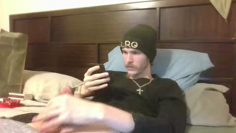 Snapshot of tootall803 chatting on January 17, 2025, 8:02 am TooTall803 online show from January 17, 2025, 8:02 am