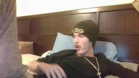 Snapshot of tootall803 chatting on January 18, 2025, 2:58 am TooTall803 online show from January 18, 2025, 2:58 am