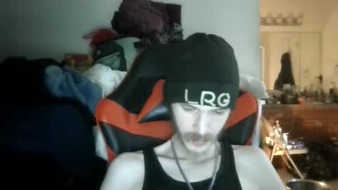 Snapshot of tootall803 chatting on February 27, 2025, 11:59 pm TooTall803 online show from February 27, 2025, 11:59 pm