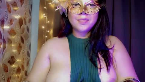 Queen LILY online show from January 10, 2025, 11:43 am