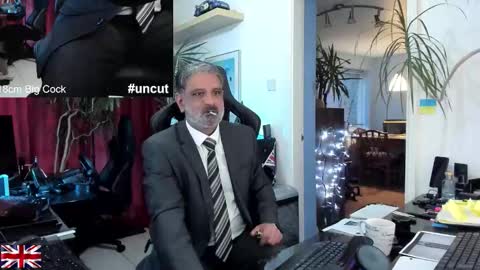 topalphaboss online show from October 16, 2025, 4:52 pm