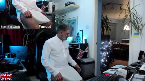 topalphaboss online show from October 20, 2025, 9:26 pm