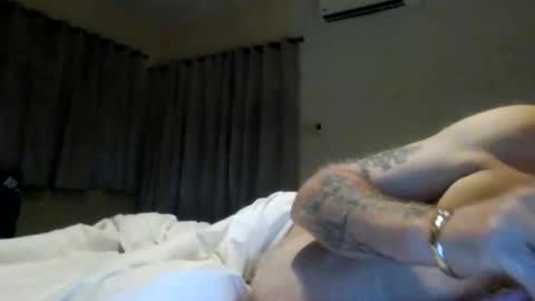 topfoxs30 online show from April 27, 2026, 8:18 pm