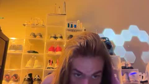 Snapshot of topherhopkins744 chatting on March 20, 2026, 10:31 am topherhopkins744 online show from March 20, 2026, 10:31 am