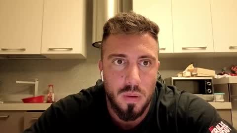 toro_arrapato online show from September 24, 2025, 7:06 pm