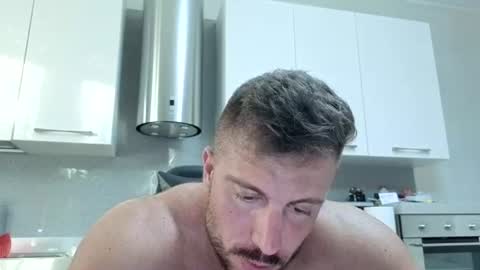 Snapshot of toro_arrapato chatting on June 17, 2026, 6:09 pm toro_arrapato online show from June 17, 2026, 6:09 pm