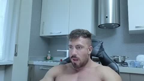 Snapshot of toro_arrapato chatting on June 18, 2026, 4:11 pm toro_arrapato online show from June 18, 2026, 4:11 pm