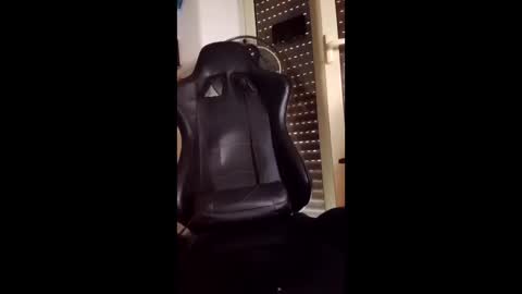 torocatanese81 online show from March 5, 2026, 2:13 pm