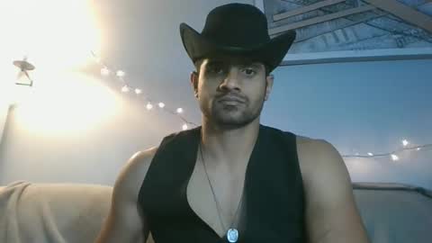 Snapshot of toronto029 chatting on October 31, 2025, 5:52 am hassanfunn at g m  ail  only local and clean no males online show from October 31, 2025, 5:52 am