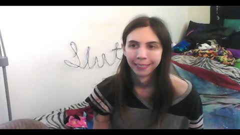 Luna online show from October 2, 2025, 1:56 am