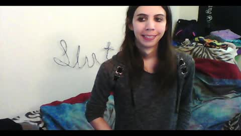 Luna online show from October 28, 2025, 1:31 am