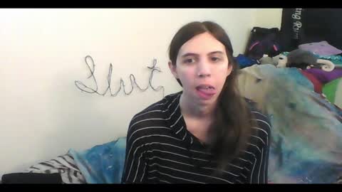 Luna online show from October 29, 2025, 8:32 pm