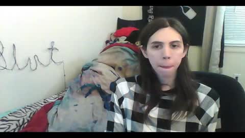 Luna online show from February 6, 2026, 2:05 am