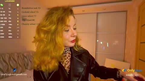 Madam Viktoria   Vacation in Portugal  2811 - 0412 online show from December 20, 2024, 2:16 pm