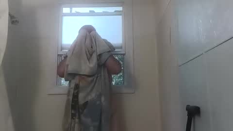 Snapshot of totallyawesome_65 chatting on September 14, 2025, 12:15 pm totallyawesome_65 online show from September 14, 2025, 12:15 pm