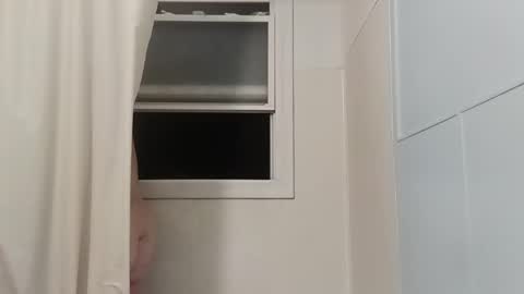 Snapshot of totallyawesome_65 chatting on September 19, 2025, 9:32 am totallyawesome_65 online show from September 19, 2025, 9:32 am