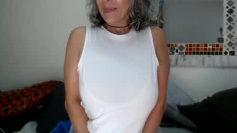 Snapshot of totypink chatting on June 11, 2026, 3:43 pm TotyPink online show from June 11, 2026, 3:43 pm