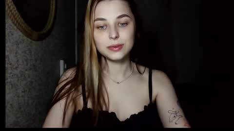 touch_and_run online show from April 23, 2026, 7:05 pm