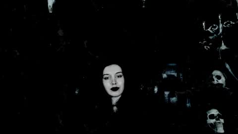 toxicdomme online show from June 15, 2026, 7:38 pm